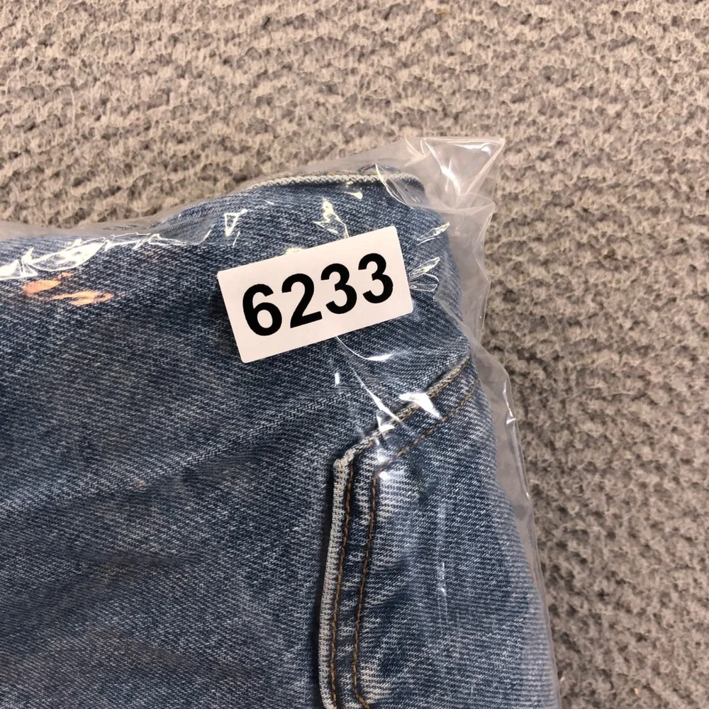 Levis good pants
